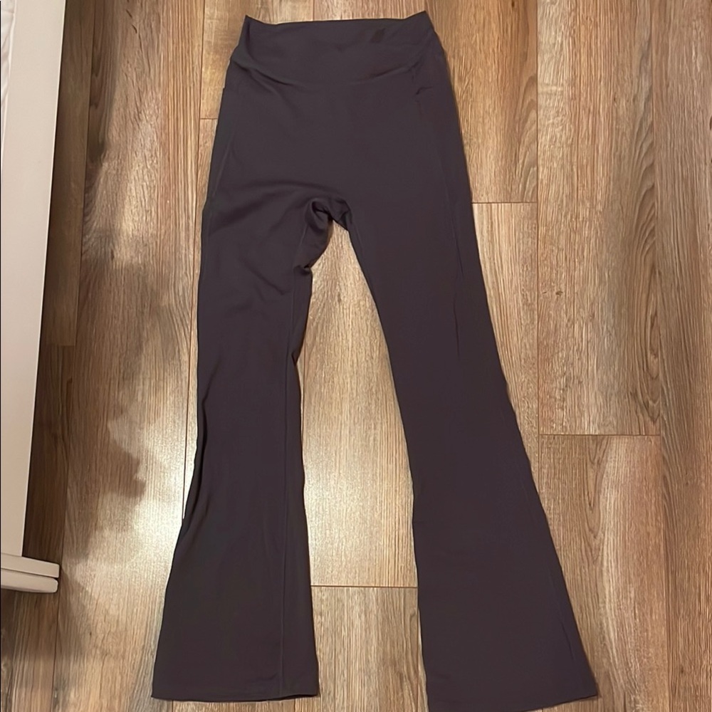 Youth charcoal flared leggings